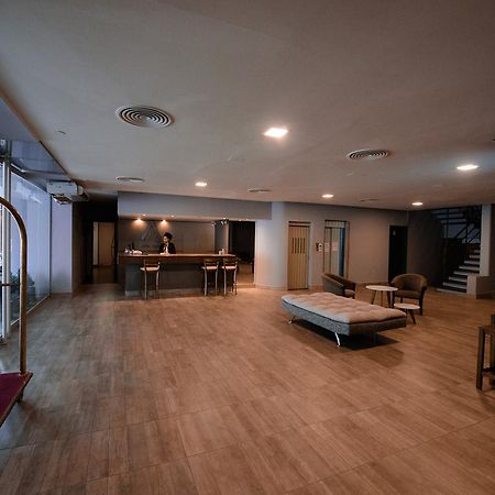 Avant Park Hotel Ла-Риоха Экстерьер фото
